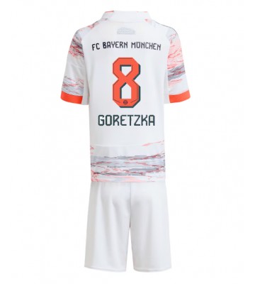Bayern Munich Leon Goretzka #8 Udebanetrøje Børn 2025-26 Kortærmet (+ Korte bukser)